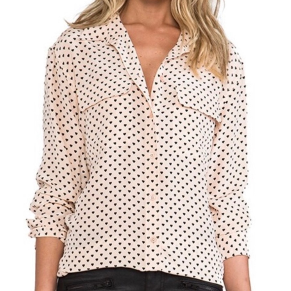 Equipment Signature Angelica Hearts Blouse  100% silk in Nude size medium